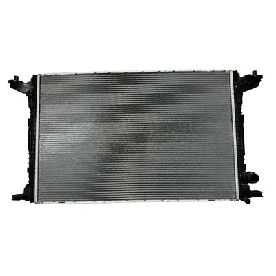 좋은 가격 자동차 부품 냉각 시스템 아울루미늄 라디에이터 8W0121251L 오디 A4L A5 A6L A7 Q8 온라인으로